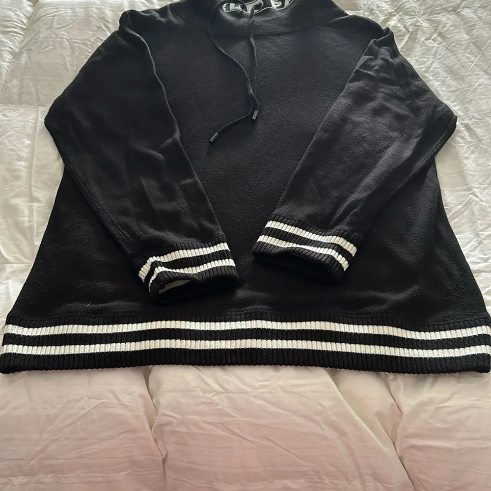 Black sweater with White Stripes - Picture 2 of 8